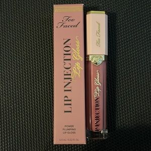 Too Faced Lip Injection Lip Gloss (Glossy & Bossy)